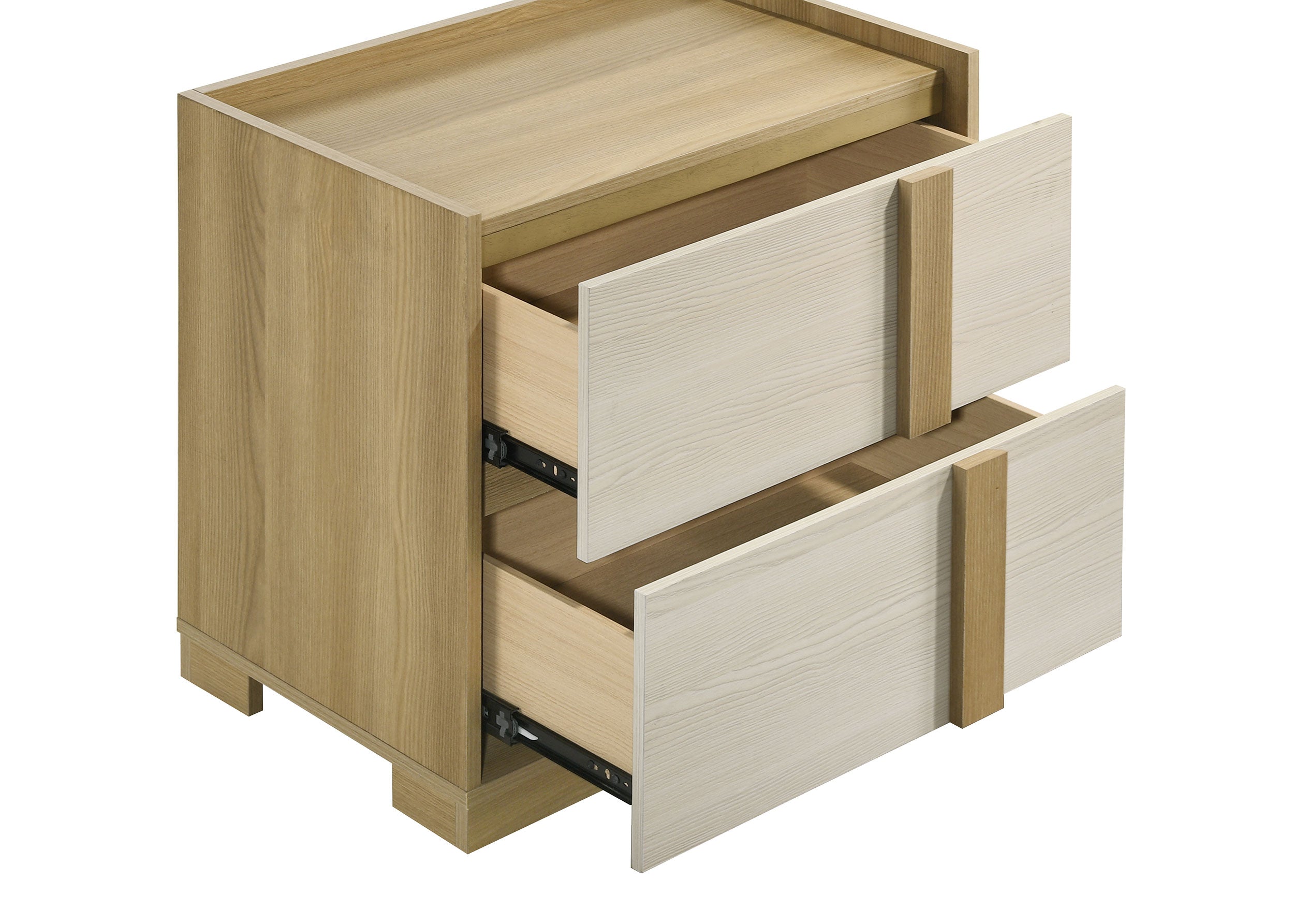 Hyland Dresser with Mirror, Chest, Nightstand and Mirror with Natural