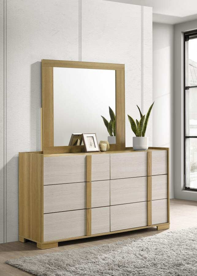 Hyland Dresser with Mirror, Chest, Nightstand and Mirror with Natural