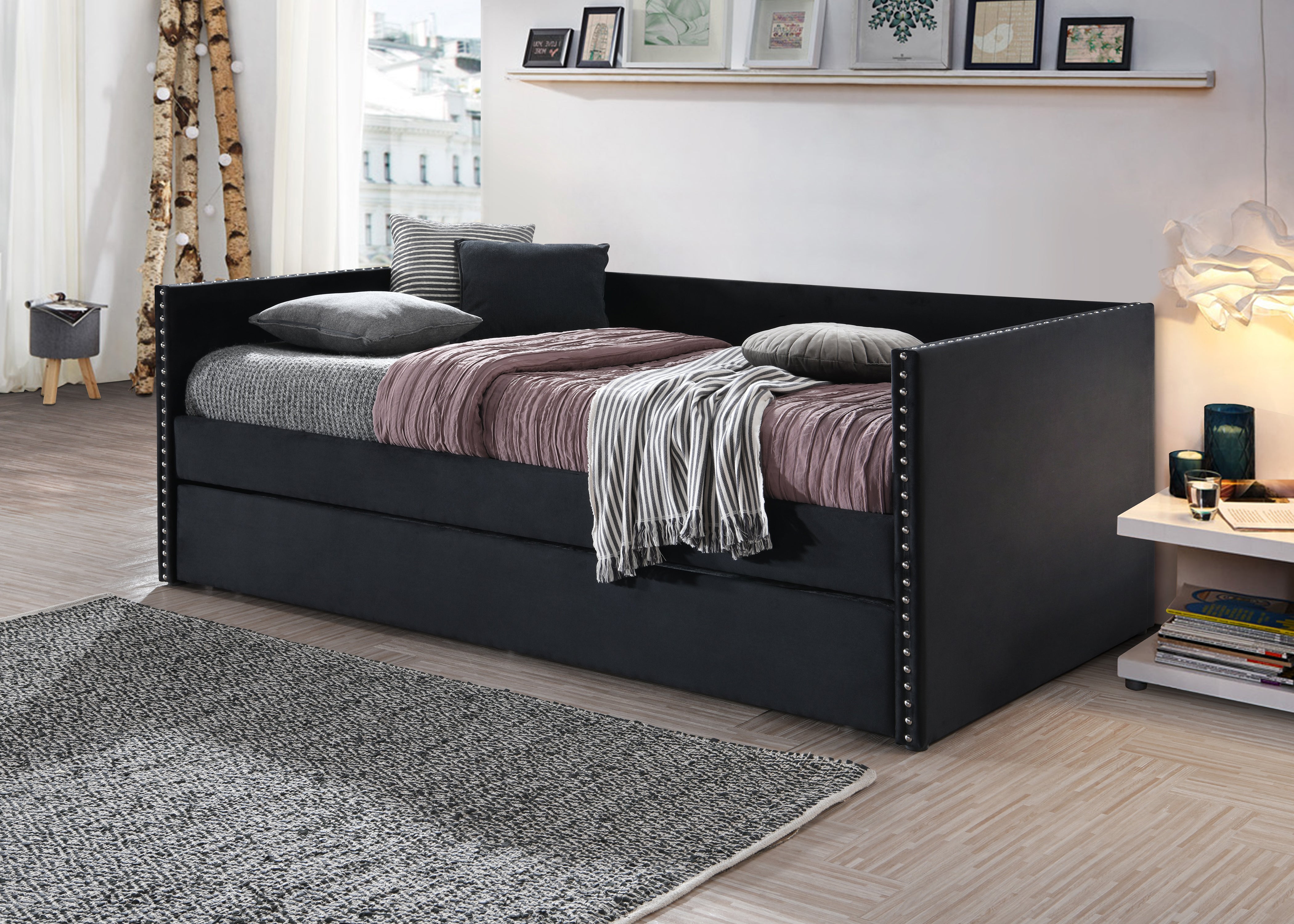 Sadie Daybed Arm Black Velvet
